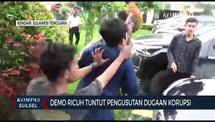 Demo Ricuh Tuntut Pengusutan Dugaan Korupsi