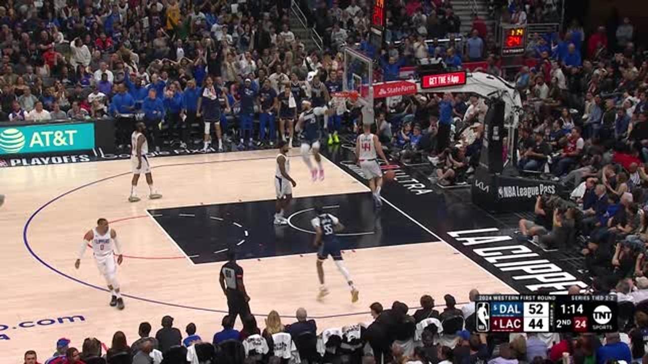 Kyrie's half-court lob tees up Gafford for the slam