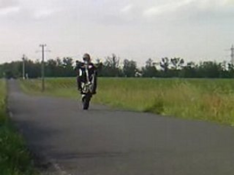 Wheeling supermotard