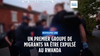 La police britannique arrête des migrants pour les expulser au Rwanda