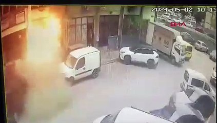 İstanbul'da korkutan patlama: O anlar kamerada