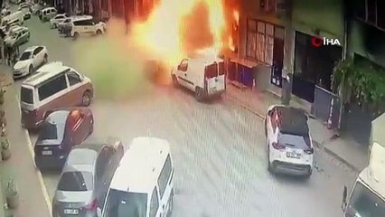 Başakşehir'de kimyasal madde üreten işyerinde patlama