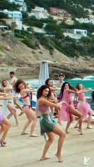 Deepika Padukone Hot Vertical Edit Compilation Video | Bollywood Actress Deepika Padukone Hottest
