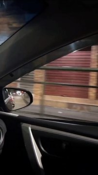Traficantes incendeiam barricadas para impedir operação da PM na Cidade de Deus
