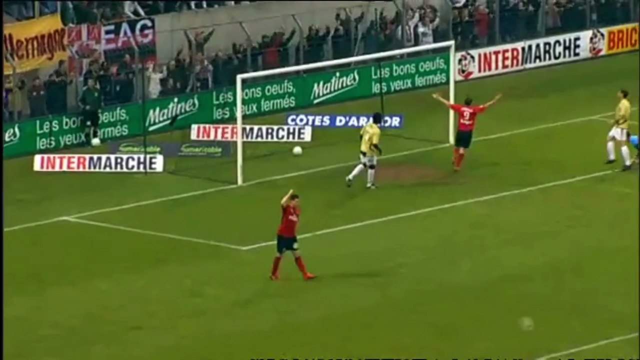 2009-10 - J38 -  - Ogunbiyi - GUINGAMP - AJACCIO  3-2