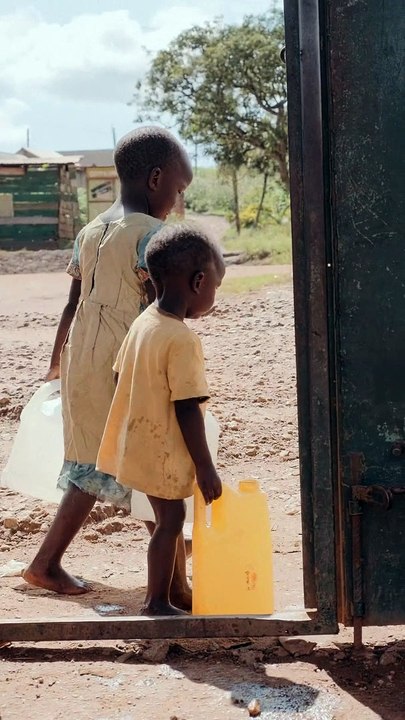Afrika'da Çocuk Olmak