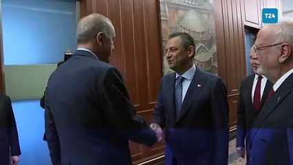 Ankara'da tarihi saatler: Erdoğan ile Özgür Özel'in AKP Genel Merkezi'ndeki kritik görüşmesi başladı