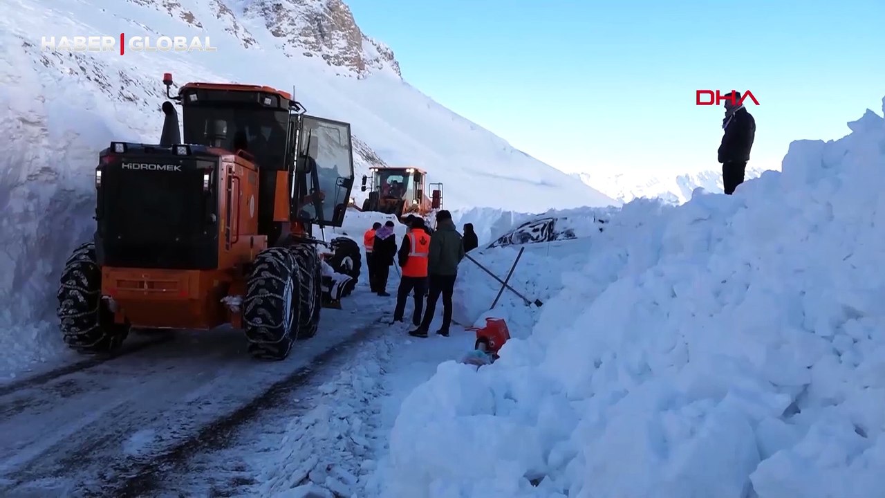 Van'da çığ altında kalan minibüs, karların erimesiyle 5 ay sonra ortaya çıktı