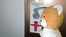 057 SuperTeddy ist auf Urlaub