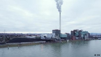 River heat pump: Heating homes with cold water