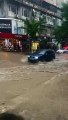 Belediye yağmur suyu hattı döşediğini duyurmuştu: Elazığ'da yarım saatlik yağış, taşkın ve sele neden oldu