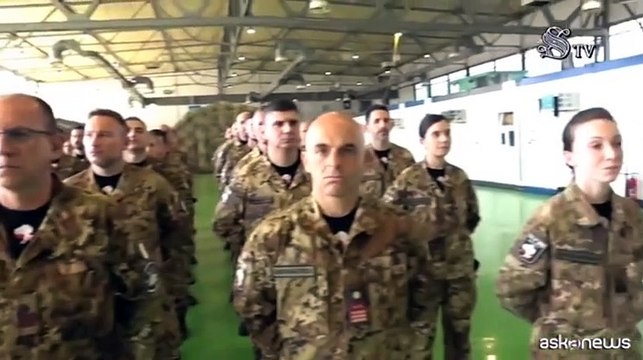 Primo maggio, La Russa in visita alle truppe italiane in Polonia