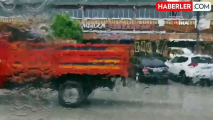 Çorum'da sağanak hayatı olumsuz etkiledi