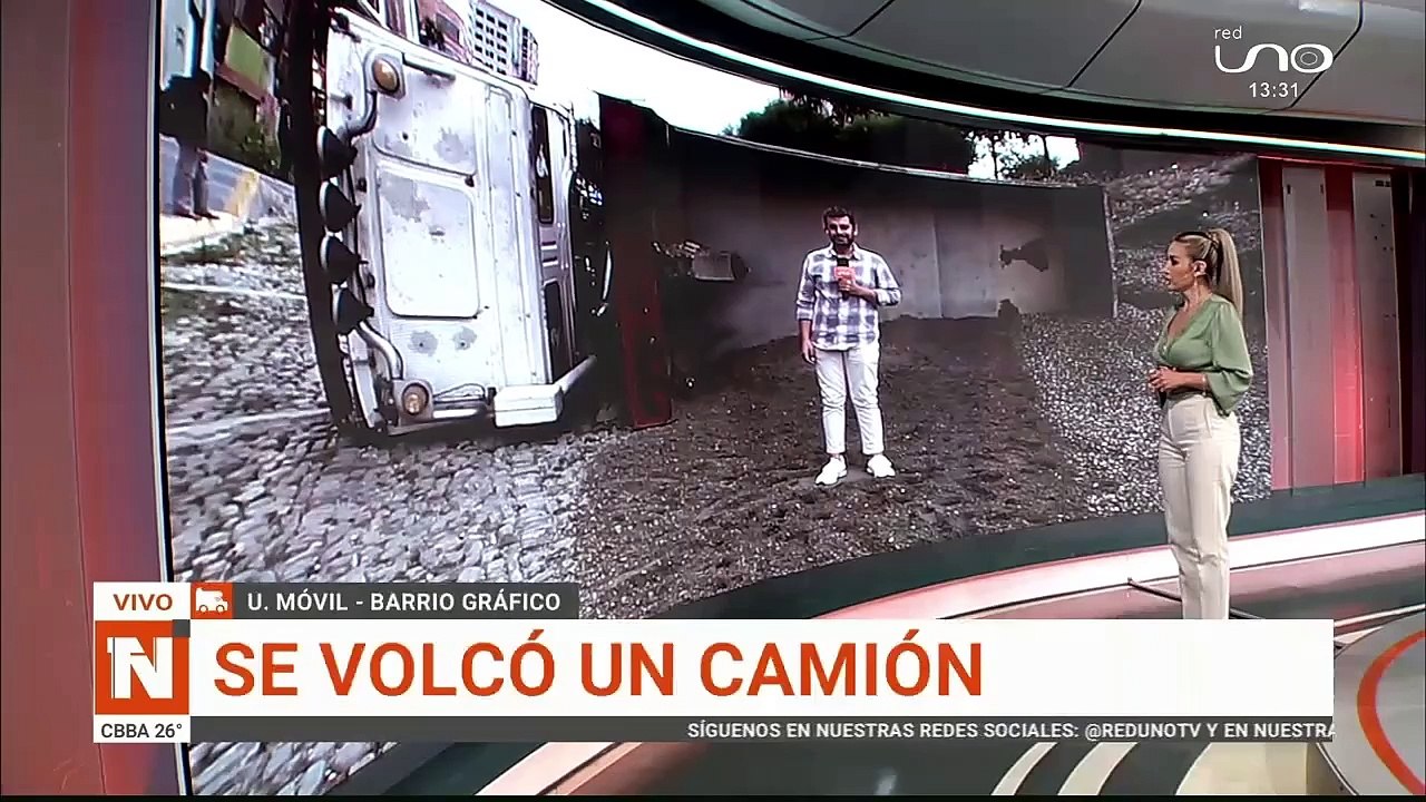 Se volcó un camión