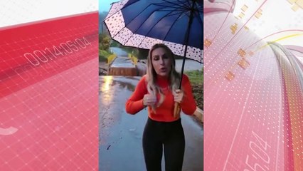 Enxurrada leva ponte durante live de prefeita no RS; veja vídeo