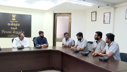 GANDHINAGAR COLLECTOR OFFICE MOU SIGNING BY DIFFERENT COMPANIES