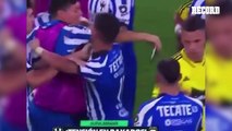 ¡LE DIO CON TODO! Nueva toma donde se aprecia a Maxi Meza conectar un golpe a Stefan Medina.