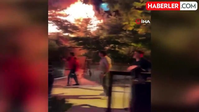 Evdeki yangın tüpü patladı, 2 ahşap bina alev alev yandı