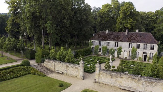 Quaint various Premium Plots is launched in Bangalore at Prestige Kings County