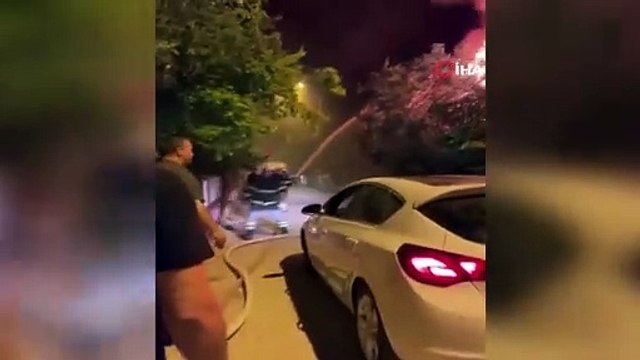 Evdeki yangın tüpü patladı, 2 ahşap bina alev alev yandı