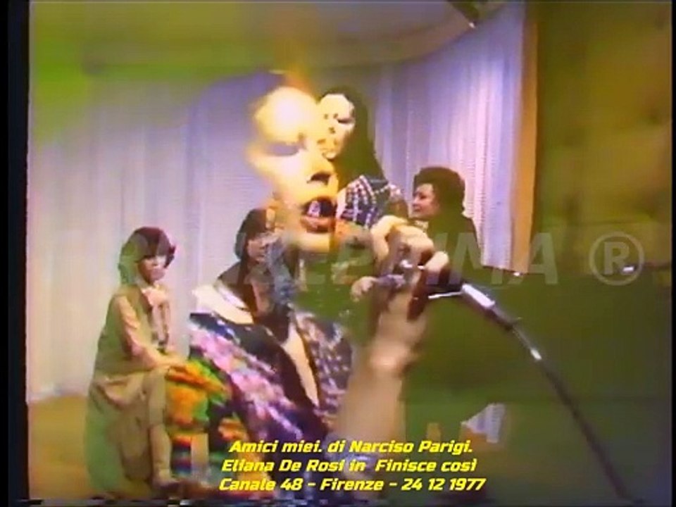 Amici miei di Narciso Parigi. Eliana De Rosi in Finisce così. Rarissimo video. Canale 48. 24 12 1977
