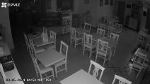 Firenze, ladro in azione in un bar di Novoli