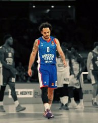 Shane Larkin 4 yıl daha Anadolu Efes'te!