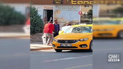 Bıçak zoruyla genç kızı alıkoydu! İşte o anlar...