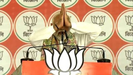 PM ने मंच से मंगवाया महात्मा जी का प्रसाद, मंच से हाथ जोड़कर किया प्रणाम