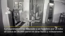 La Guardia Civil detiene a un hombre por robar 58.000 euros de siete restaurantes y bares