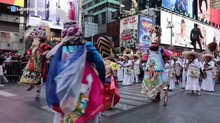 Miles de mexicanos muestran su cultura en Times Square de Nueva York