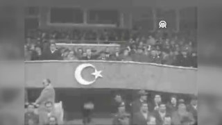 1960 yılında oynanan Galatasaray-Fenerbahçe derbisinin görüntüleri paylaşıldı