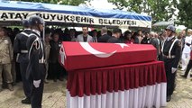 Şehit astsubay başçavuş, Hatay'da toprağa verildi