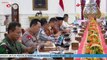 Presiden Jokowi Memberikan Pengantar dalam Ratas Penanganan Pengungsi Erupsi Gunung Ruang
