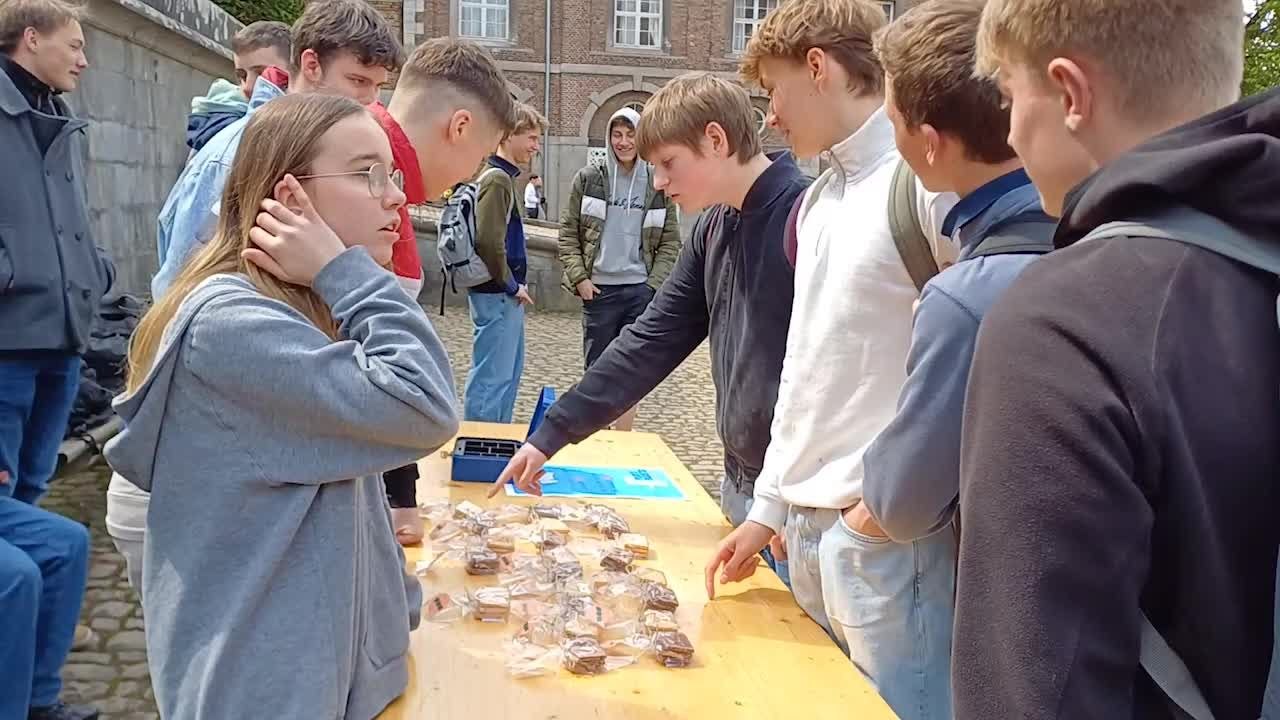Floreffe : saucissons, cookies crus et car-wash, les élèves de 3e  ne manquent pas d’idées pour mini-entreprendre (vidéo)