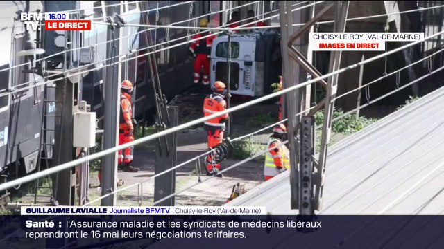Val-de-Marne: une voiture tombe sur les voies du RER C à Choisy-le-Roi, le conducteur blessé