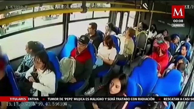 En Toluca, joven denuncia acoso en camión; chofer golpea al sospechoso
