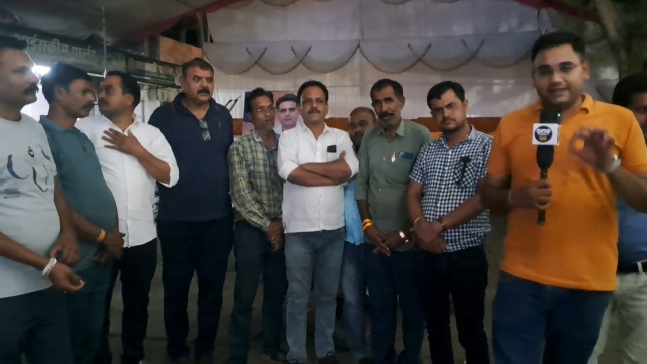 दिग्गी राजा के लिए मैदान में कांग्रेसी,कार्यकर्...