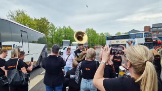 Jaydee Brass Band greets hen party