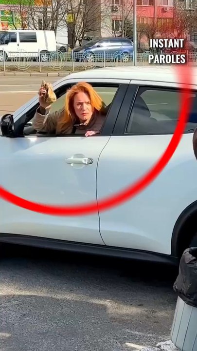 Cette dame âgée sans-abri récupère les restes d’une femme puis reçoit un soutien précieux