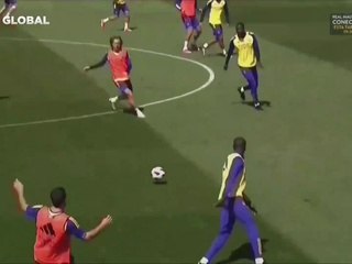 Arkasındaki Arda Güler'i bakmadan gören Modric'nin gözlerinin 360 derece görebildiğini kanıtlayan video!