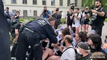 All'Universit? di Berlino studenti pro-Gaza sgomberati dalla polizia