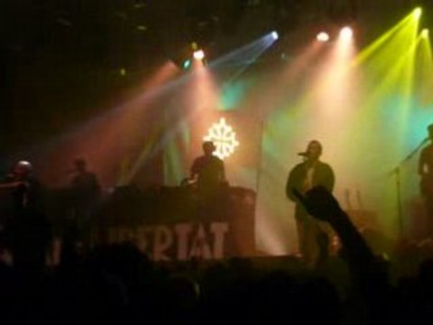 Massilia Sound System - Bouteille Sur Bouteille (Garorock).