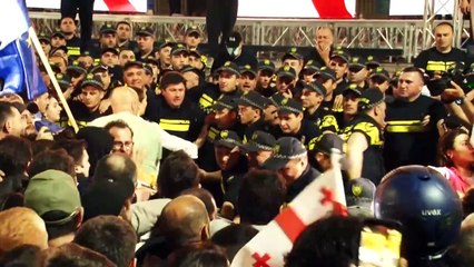 Why is Georgia gripped by protests over a 'foreign influence' bill?