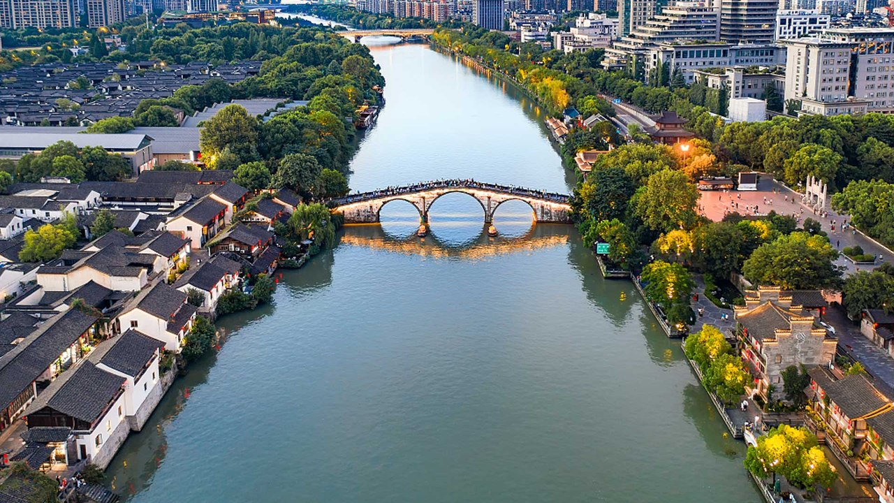 Le Grand Canal de Chine!!! Vraiment Grand!!! (Exclusivité Dailymotion)