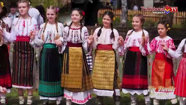 Adriana Deaconu - Ce ti-am spus, Ionele, tie (Vin Floriile cu soare... - Traditional TV - 28.04.2024)