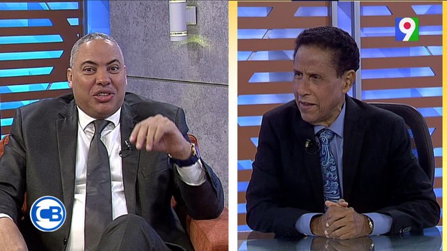 Héctor Gómez realiza análisis deportivo con Carlos Batista | Con Los Famosos