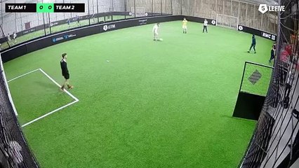 03/05 à 20:31 - Football Terrain 7 (LeFive Rouen)