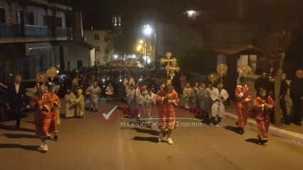 Σιάτιστα: «Ω γλυκύ μου έαρ»: Εκατοντάδες πιστοί στην Ακολουθία και την Περιφορά Επιταφίων