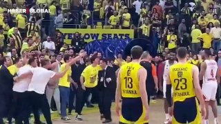 Fenerbahçe Beko- Monaco maçındaki kavgada Kerim Rahmi Koç çılgına döndü